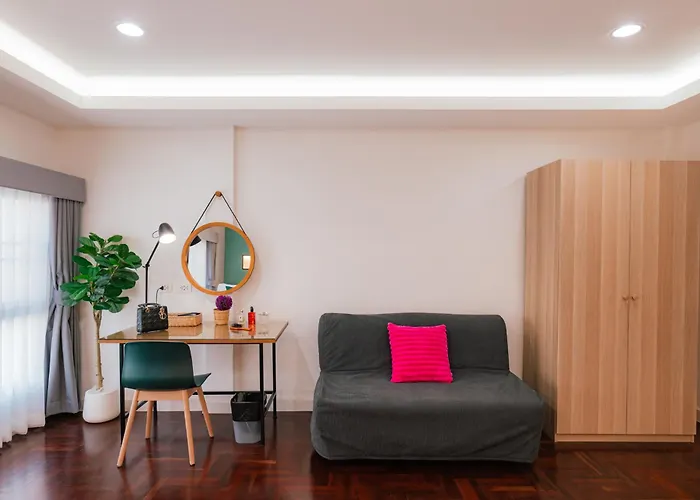 Exclusive Sukhumvit Residence, 3 Min Bts, Thonglor, 20 Guests