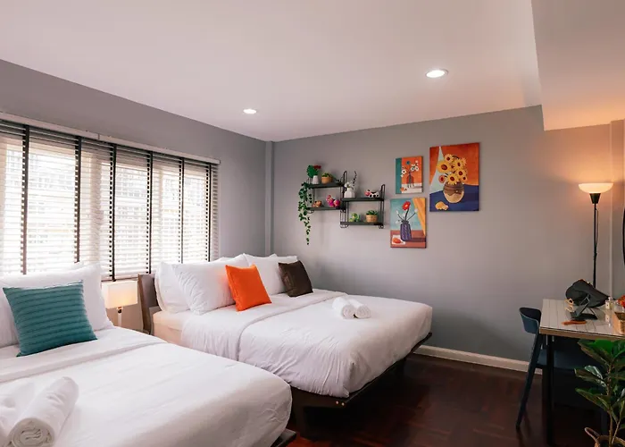 Exclusive Sukhumvit Residence, 3 Min Bts, Thonglor, 20 Guests