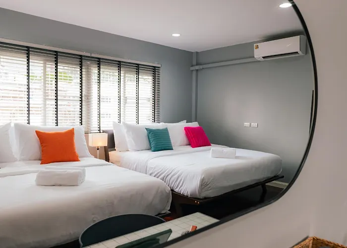 Exclusive Sukhumvit Residence, 3 Min Bts, Thonglor, 20 Guests Villa *