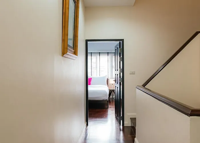 Exclusive Sukhumvit Residence, 3 Min Bts, Thonglor, 20 Guests