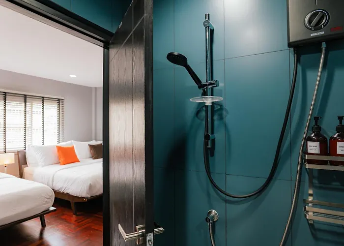 Exclusive Sukhumvit Residence, 3 Min Bts, Thonglor, 20 Guests Villa
